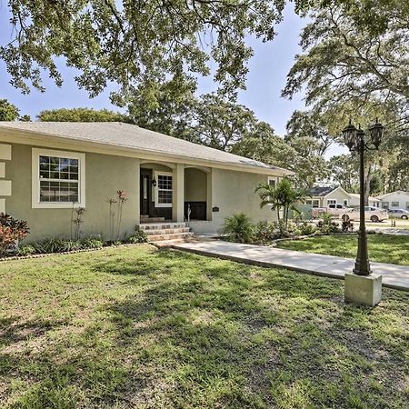 Tampa Oasis With Pool About 7 Mi To Busch Gardens! Villa Bagian luar foto