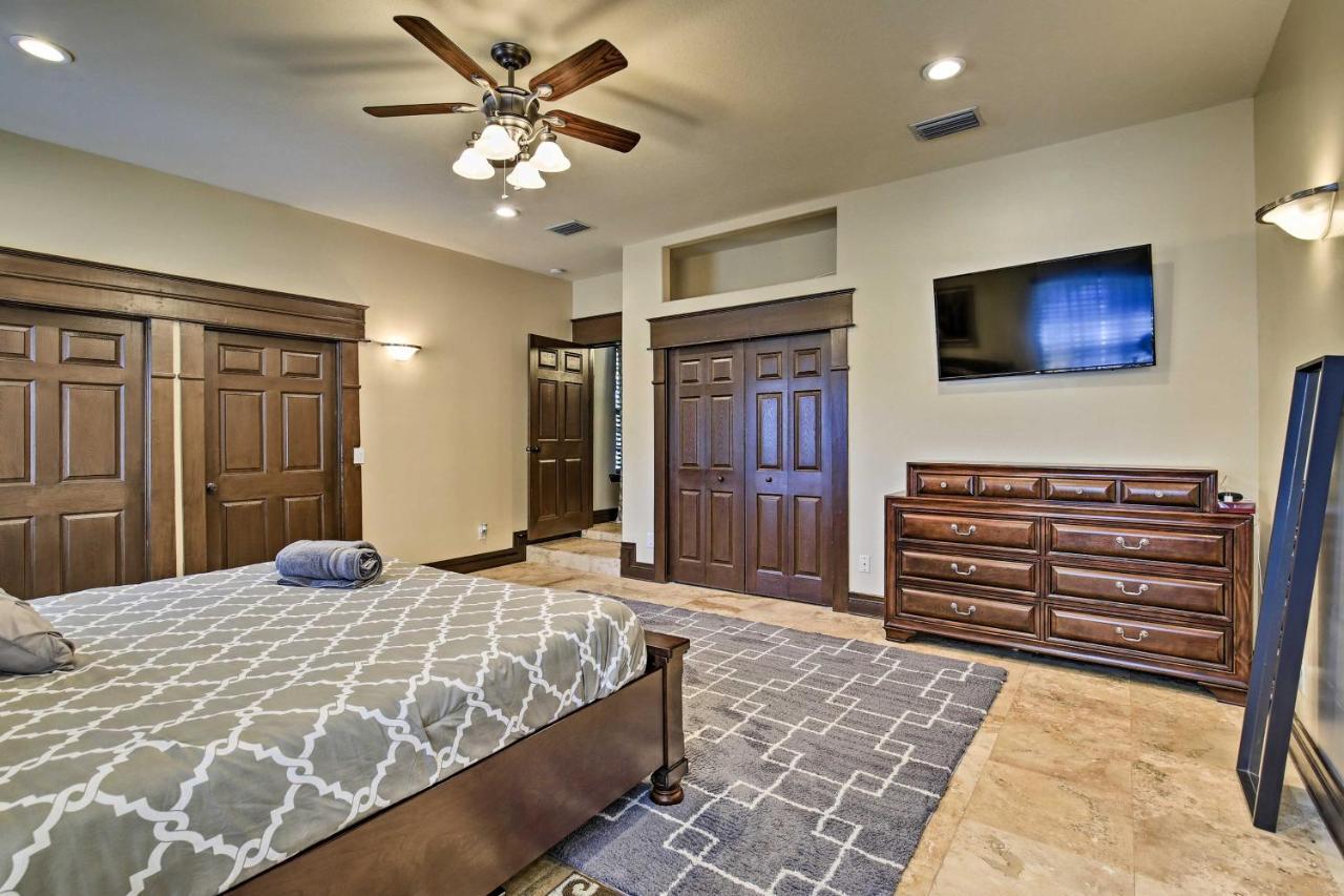 Tampa Oasis With Pool About 7 Mi To Busch Gardens! Villa Bagian luar foto